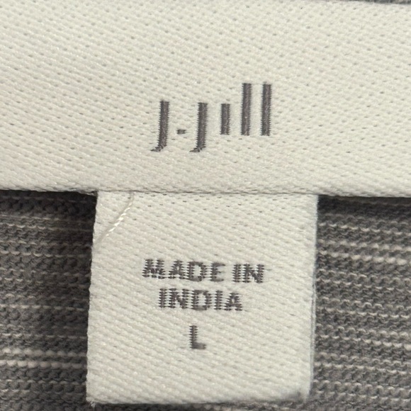 J.Jill Grey Striated Seamed Cap Sleeve Boxy Cotton Tee Size Large - Picture 3 of 9